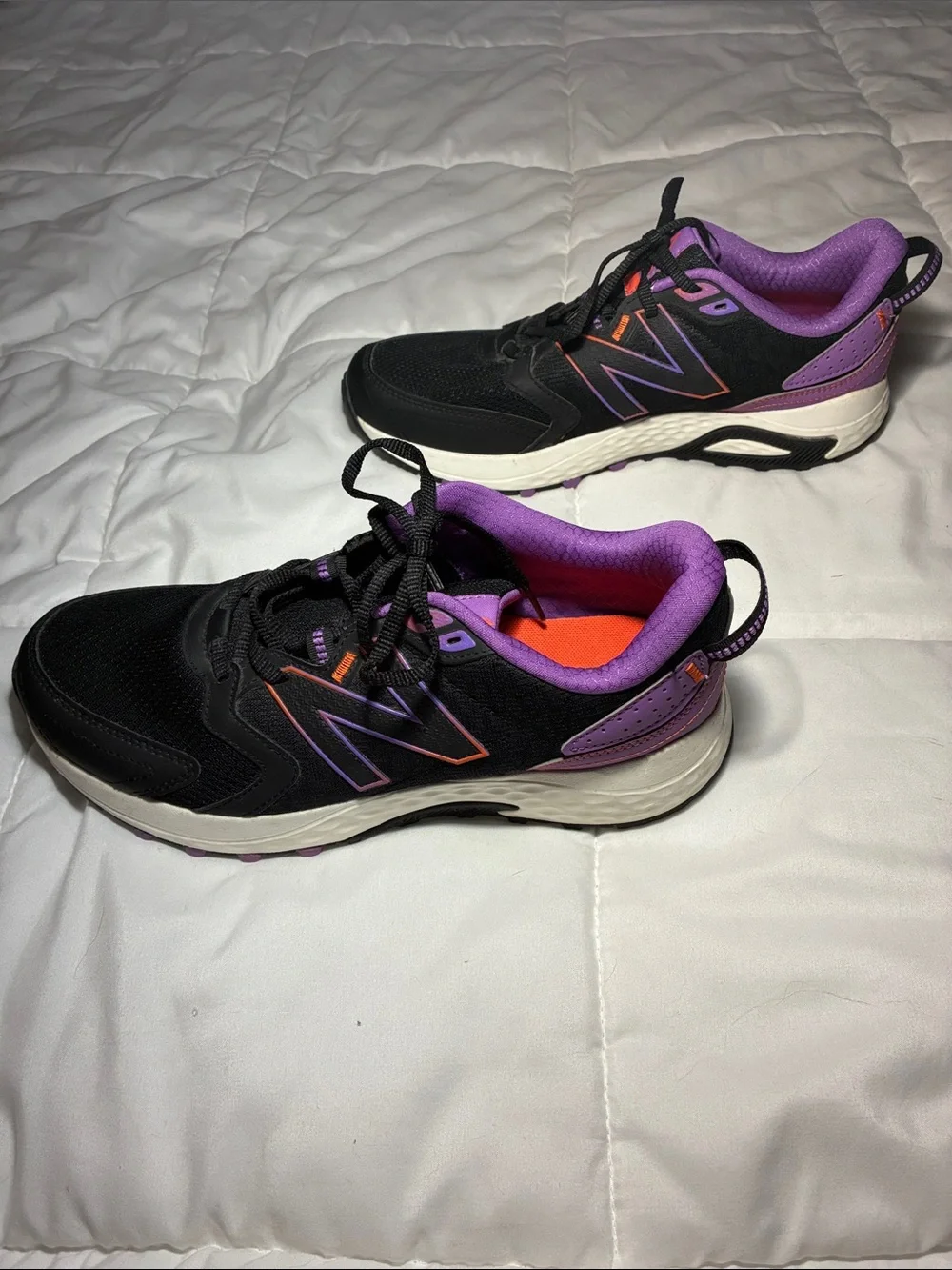 New Balance Women's 410V7 Trail Running Shoes Black/Purple size 11